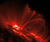 Magnetic coronal loops forming solar harmonica (temperature over a million degre