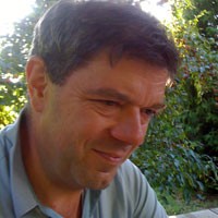 Looking inside the minds of humans and other animals