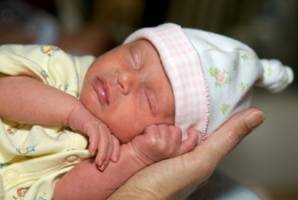 Flame retardants linked to lower birthweight babies