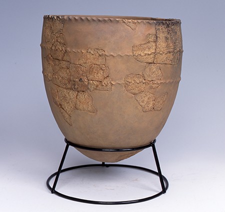 An Incipient Jomon pot from Kubodera-minami, Niigata Prefecture, Japan ca. 15,00