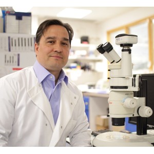 Robin Ali, UCL Institute of Ophthalmology  (Credit: UCL)