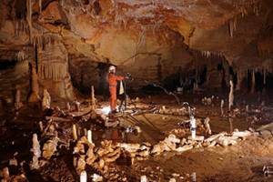 French cave sheds new light on the Neanderthals