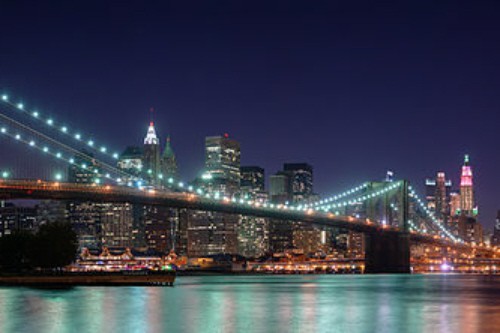 The Brooklyn Bridge and Financial District of Manhattan, in New York City 
    