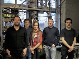 Diamonds coupled using quantum physics