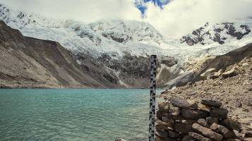 Methods for reducing the risks of melting glaciers