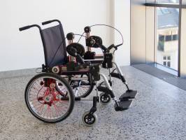 New Wheelchair Design: a Hand Gear for better Ergonomics