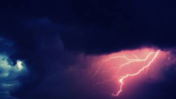 New tractor beam has potential to tame lightning