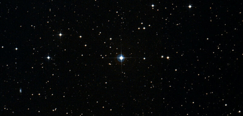 An image from the Digitized Sky Survey showing HS Hydrae in the center. Space Te