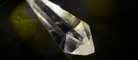 Revolutionary images of the birth of crystals