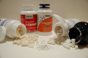 Twisted vibrations enable quality control for chiral drugs and supplements