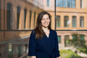 Social isolation ages the brain faster