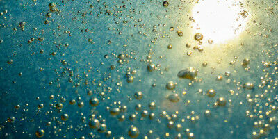 Capturing greenhouse gases with the help of light