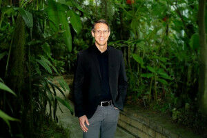 Environmental stressors weaken ecosystem resistance to change