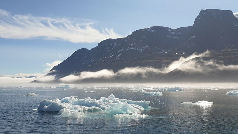Scientists travel to the Arctic to measure the consequences of climate change - 