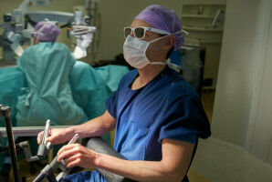 Precision robot transforms reconstructive microsurgery