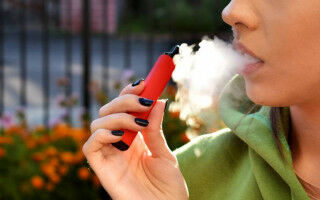 Second-hand vaping exposure very low compared to second-hand smoking