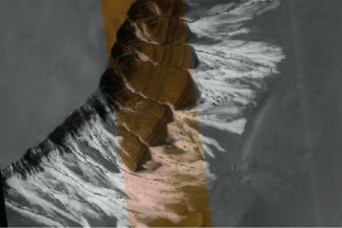 Satellite image of gully landscapes on Mars, taken by HiRISE (High Resolution Im