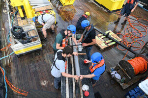 Testerep: vanished island was part of local barrier island system
