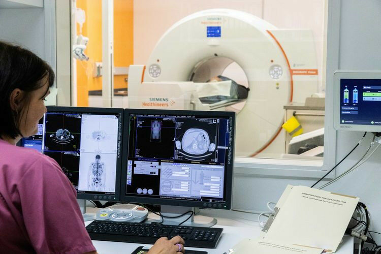 Thanks to the modern PET-CT, a combined system of positron emission tomography (