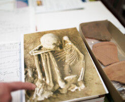 Oldest evidence of mummification uncovered by ANU experts�