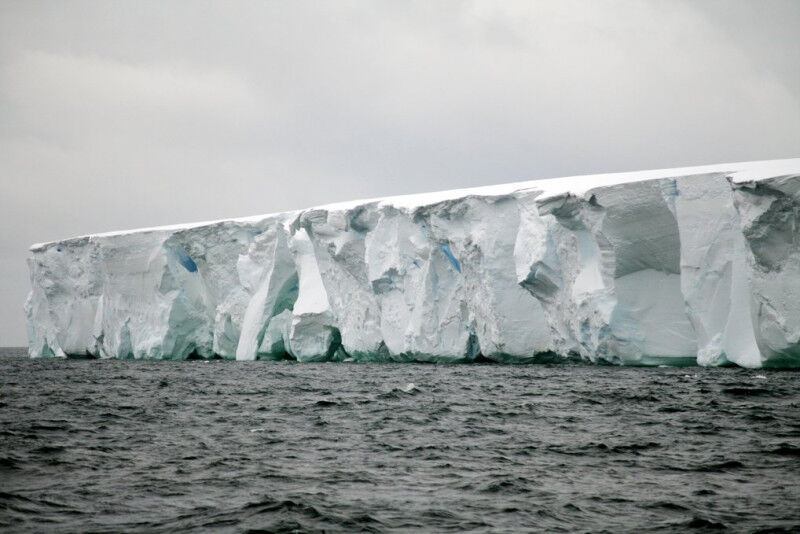 Antarctic ice sheet in the Southern Ocean © Alfredo Martínez-García, Max Planck