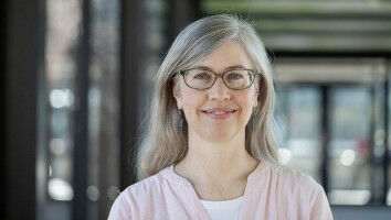 ¤1.5 million for research on sign language