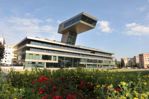 6 November: Panorama: Uni with Anne Koch: Spirituality Today - Why Religion is Good?