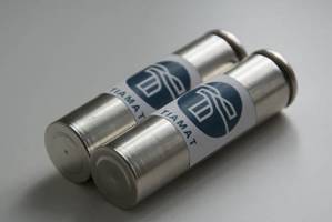 A start-up for much faster batteries