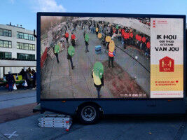 ABS PhD candidate takes to the streets with '1,5 metre monitor'