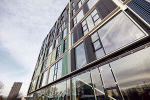 AI entrepreneurs and students meet in LAB42