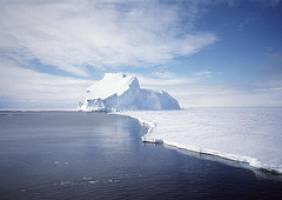 Antarctic ice sheet quakes shed light on ice movement and earthquakes