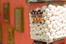 More than 75 per cent of Australians support a ban on junk food advertising duri