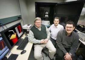 Bend breakthrough sends light around a corner