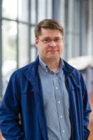 Berkeley prof gets first-hand taste of fake news