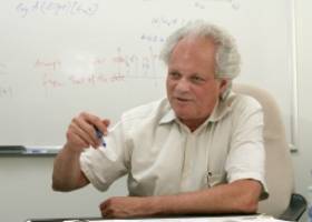 Can scientists look at next year's climate?