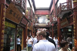 Chinese market by Greg Walters/Flickr.