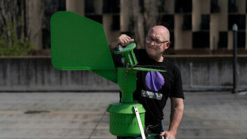 Clear signs of another bumper pollen season in Canberra