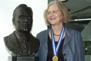 Curtin medal for a Nobel professor