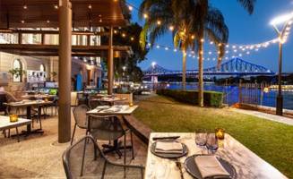 Customs House serves up a new restaurant