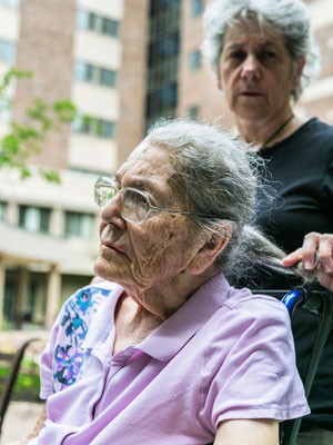 Study finds the mental health of caregivers can hasten the death of dementia pat