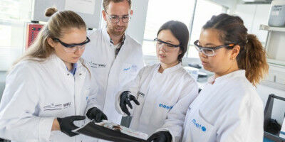 Developing the batteries of tomorrow together