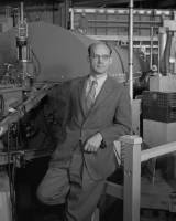 Ed Lofgren, Pioneering 'Rad Lab,' Berkeley Lab, and Manhattan Project Physicist, dies at 102