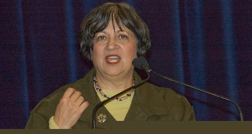 Energy symposium weighs perils and opportunities on climate change