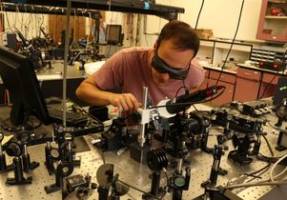 Engineers develop high-performance terahertz detectors
