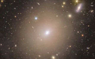 Euclid space telescope discovers a stunning Einstein ring