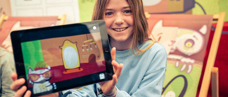 Experience the Crazy Quantum World