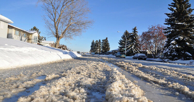Winter roads covered in snow and slush. (Wikimedia Commons)
