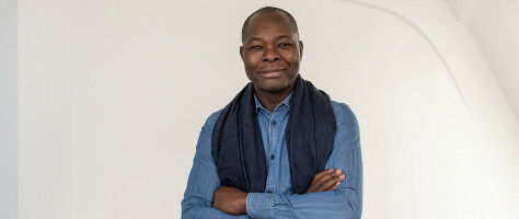 Francis K�r� wins the 'Nobel Prize' for architecture