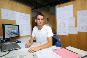 From rail to sky in a Clip-Air capsule