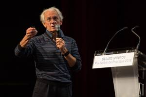 G�rard Mourou wins the 2018 Nobel Prize in Physics